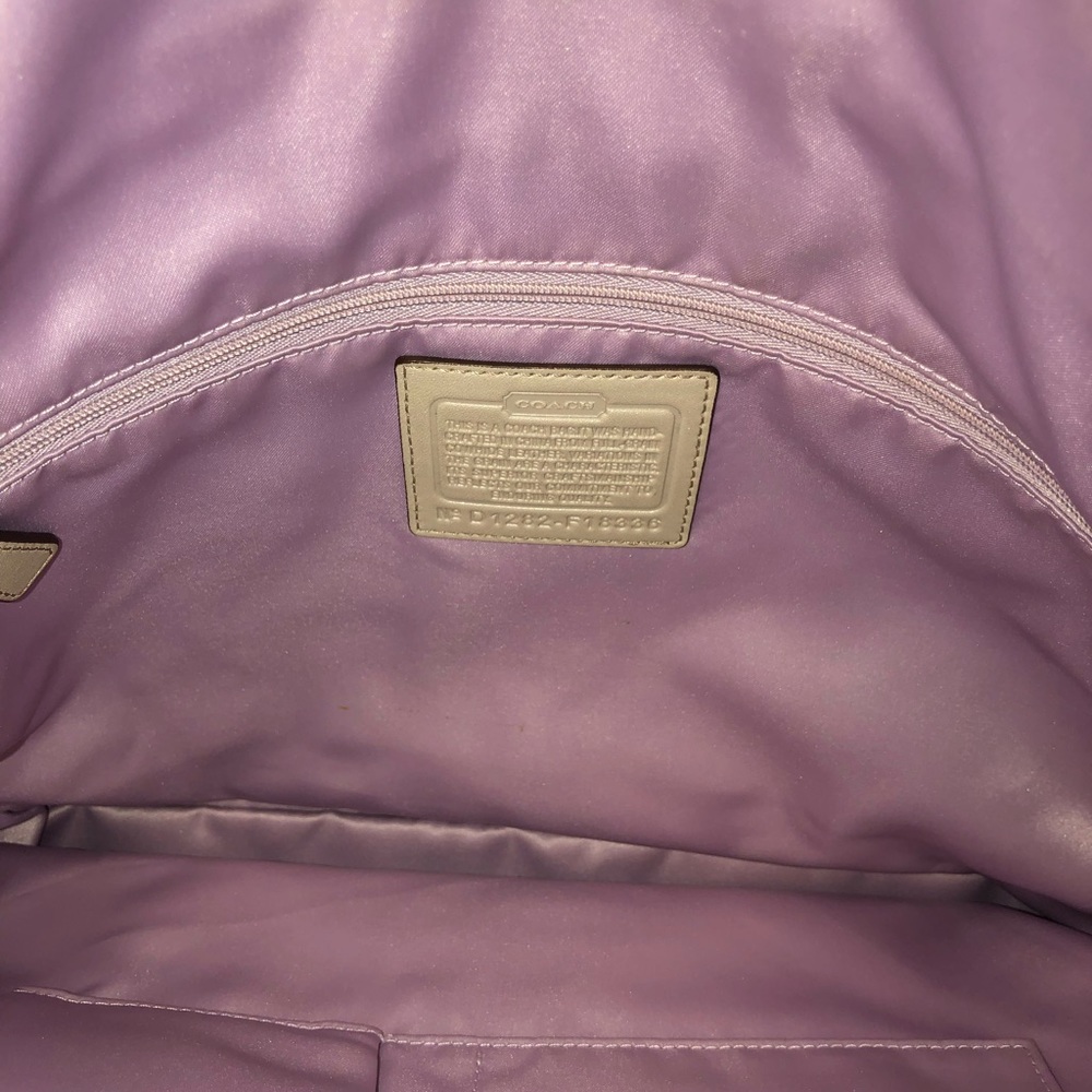 Large Coach purse - Picture 5 of 6